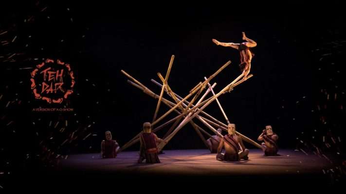 Teh Dar Show acrobats with bamboo