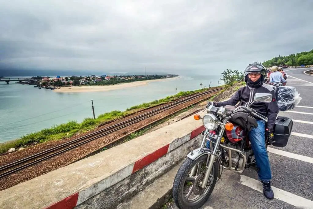easy rider to hue - hoi an fairy tour