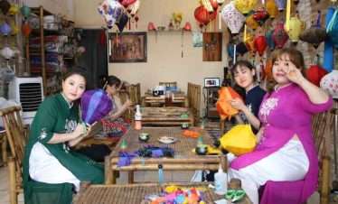 Lantern making class Hoi An - Hoi An Fairy Tour