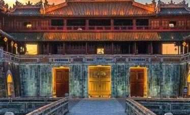 visiting Hue from Hoi An