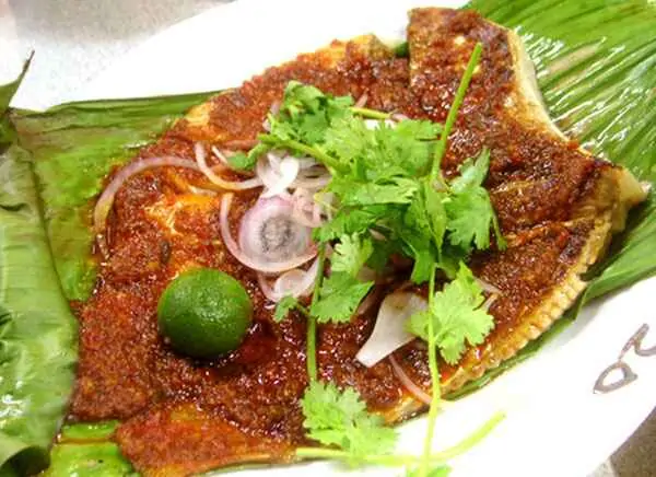 local-only restaurant in Hoi An - Grilled manta - Hoi An Fairy tour