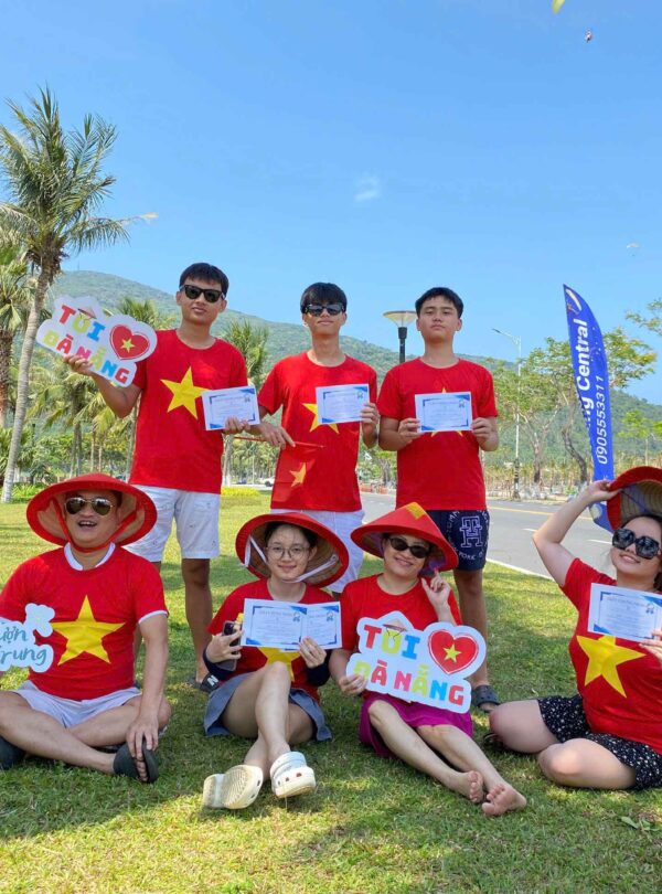 paragliding in da nang