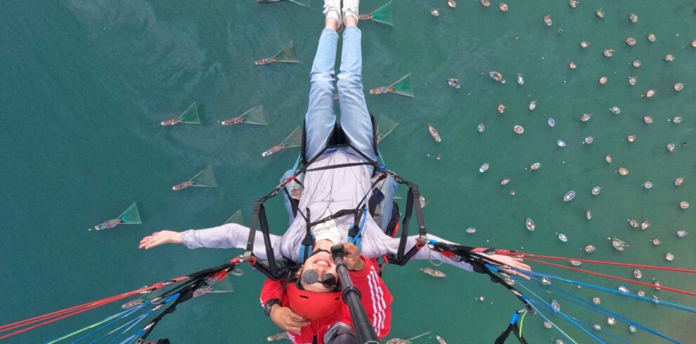 paragliding in da nang